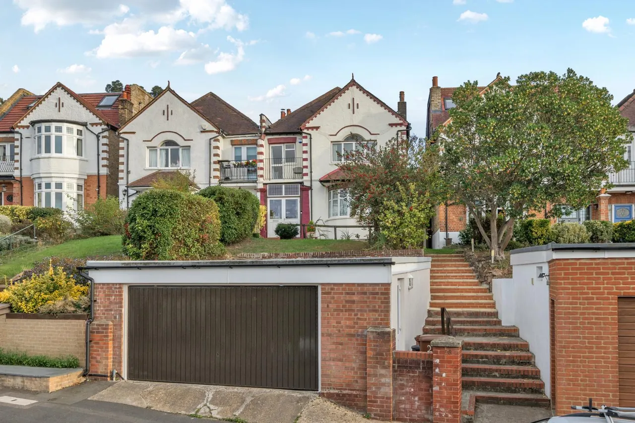 3 bed house for sale, Mount Adon Park, SE22