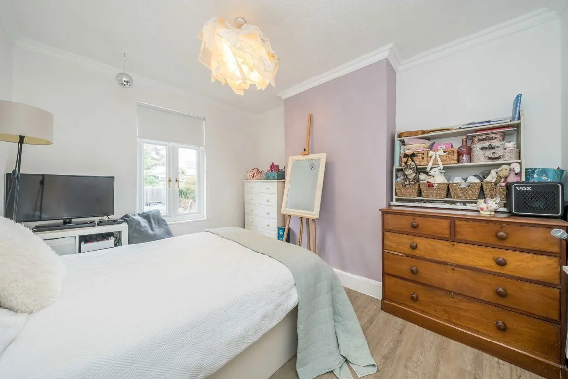 Hartham Road, TW7, photo 6