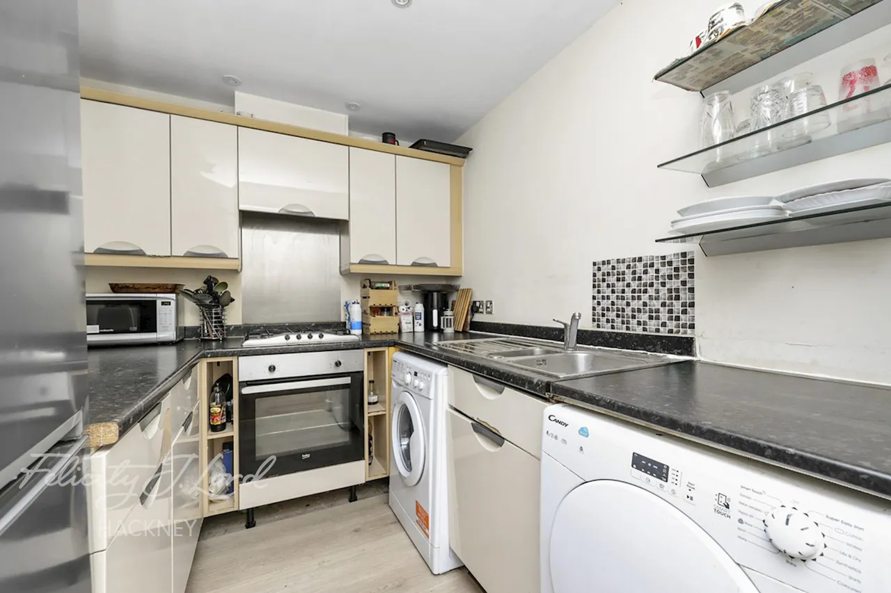 Southwold Road, London, E5, photo 15
