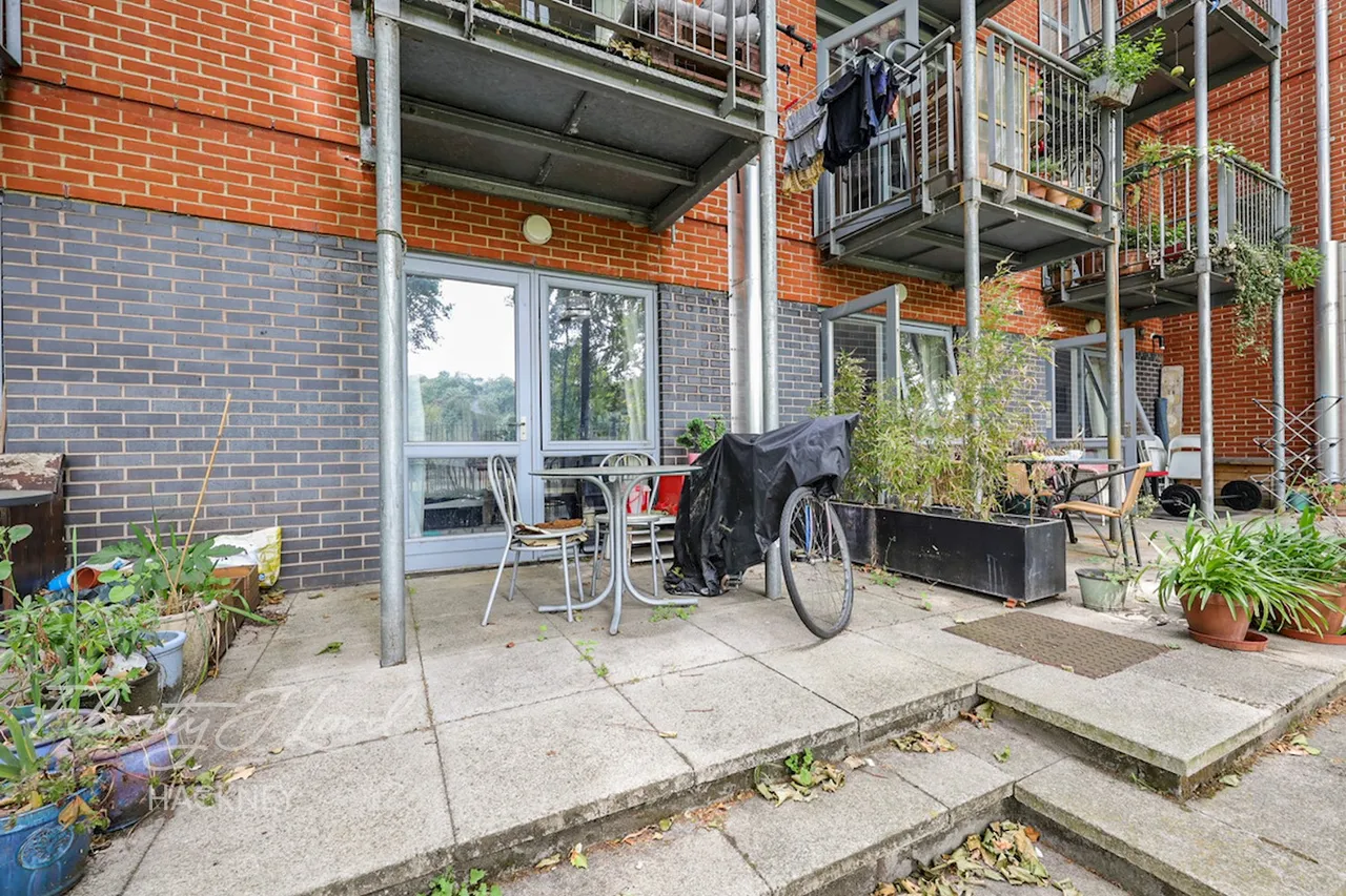 Southwold Road, London, E5, photo 10