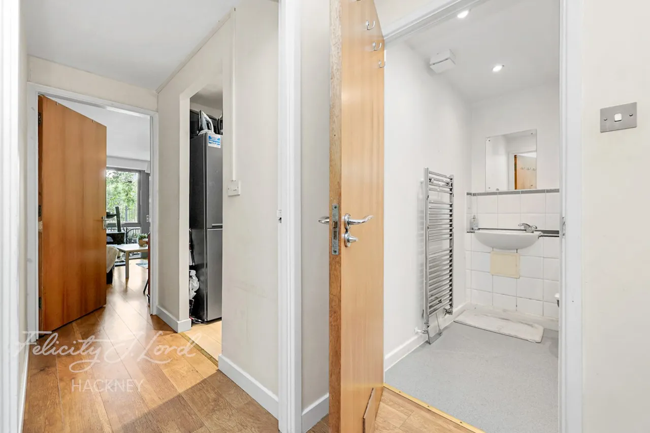 Southwold Road, London, E5, photo 17