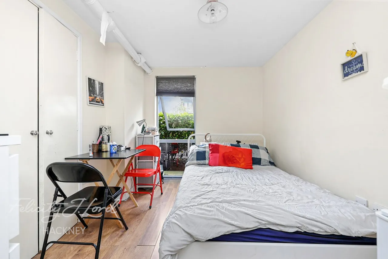 Southwold Road, London, E5, photo 26
