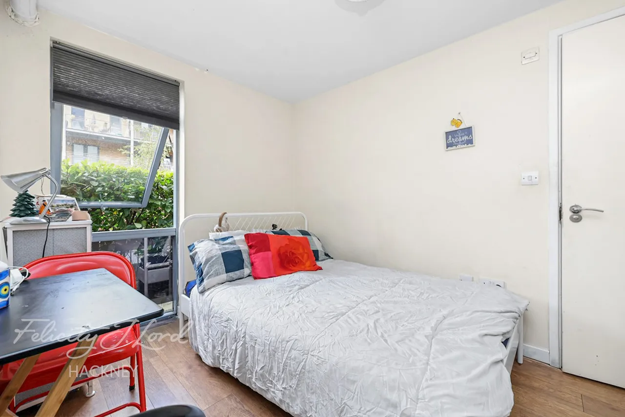 Southwold Road, London, E5, photo 27