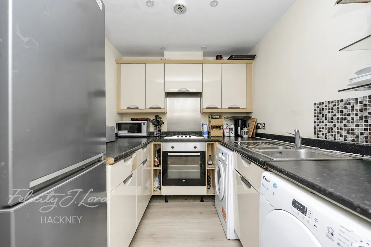 Southwold Road, London, E5, photo 16