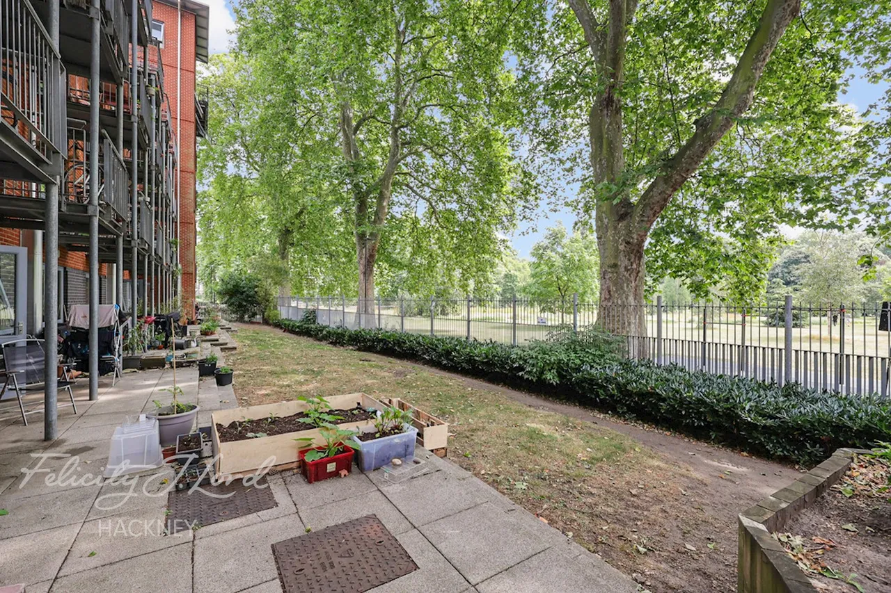 Southwold Road, London, E5, photo 13