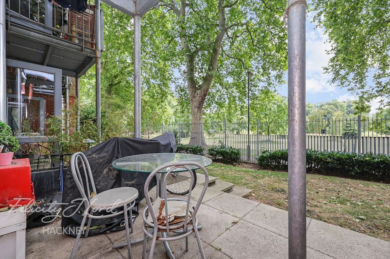 Southwold Road, London, E5, photo 2
