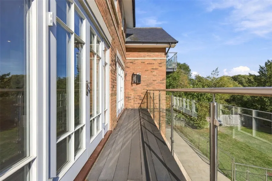 with 5 bedrooms in Rye Street, Bishops Stortford, CM23, photo 17