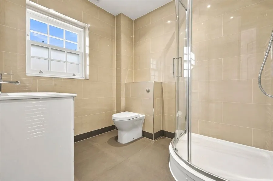 with 5 bedrooms in Rye Street, Bishops Stortford, CM23, photo 36