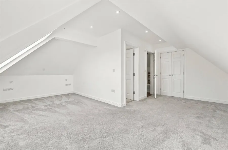 with 5 bedrooms in Rye Street, Bishops Stortford, CM23, photo 15