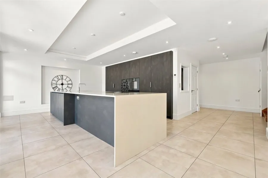 with 5 bedrooms in Rye Street, Bishops Stortford, CM23, photo 26