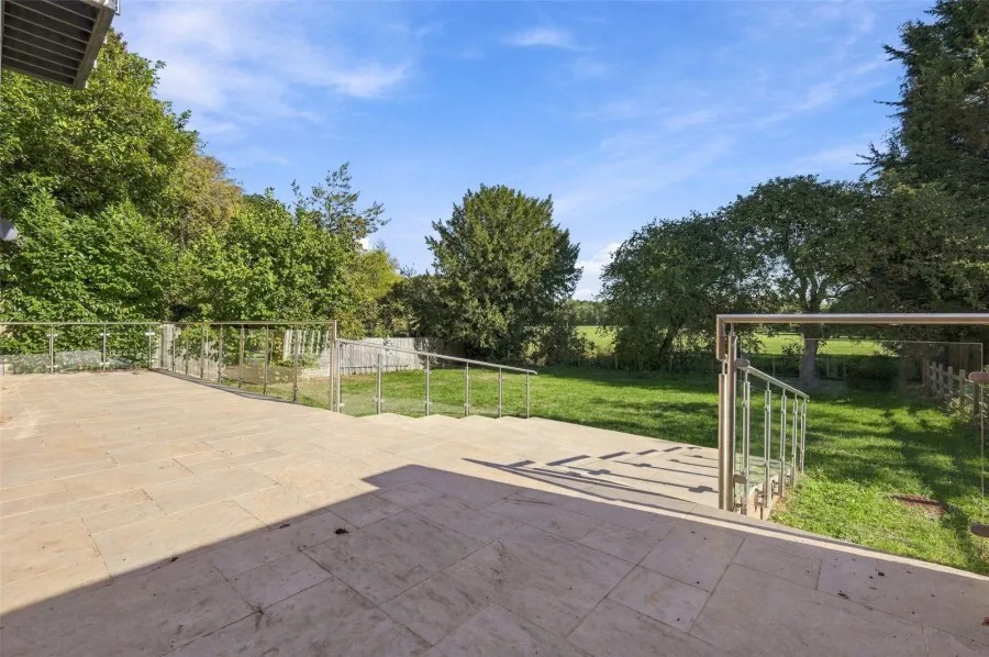 with 5 bedrooms in Rye Street, Bishops Stortford, CM23, photo 16