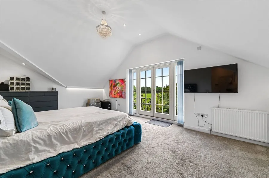 with 5 bedrooms in Rye Street, Bishops Stortford, CM23, photo 4