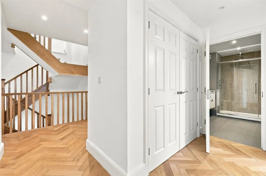 with 5 bedrooms in Rye Street, Bishops Stortford, CM23, photo 31