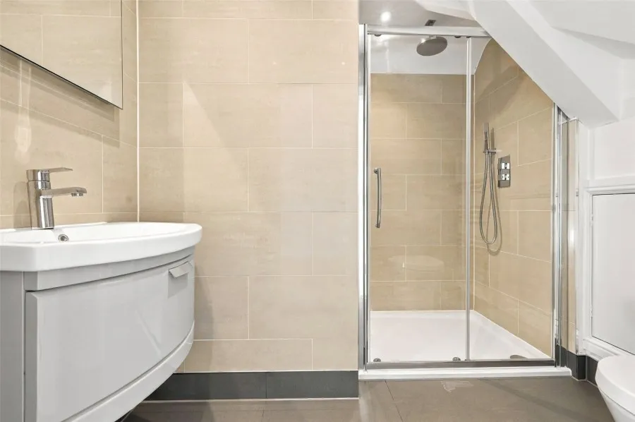 with 5 bedrooms in Rye Street, Bishops Stortford, CM23, photo 35
