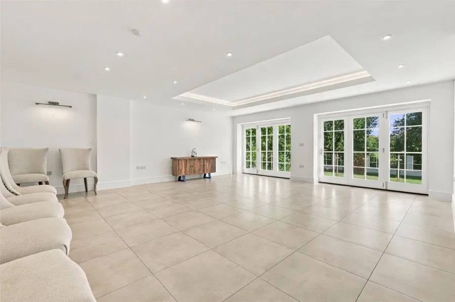 with 5 bedrooms in Rye Street, Bishops Stortford, CM23, photo 23