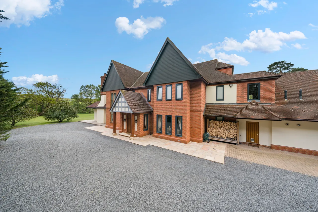 Burfield Road, Windsor, SL4, photo 17