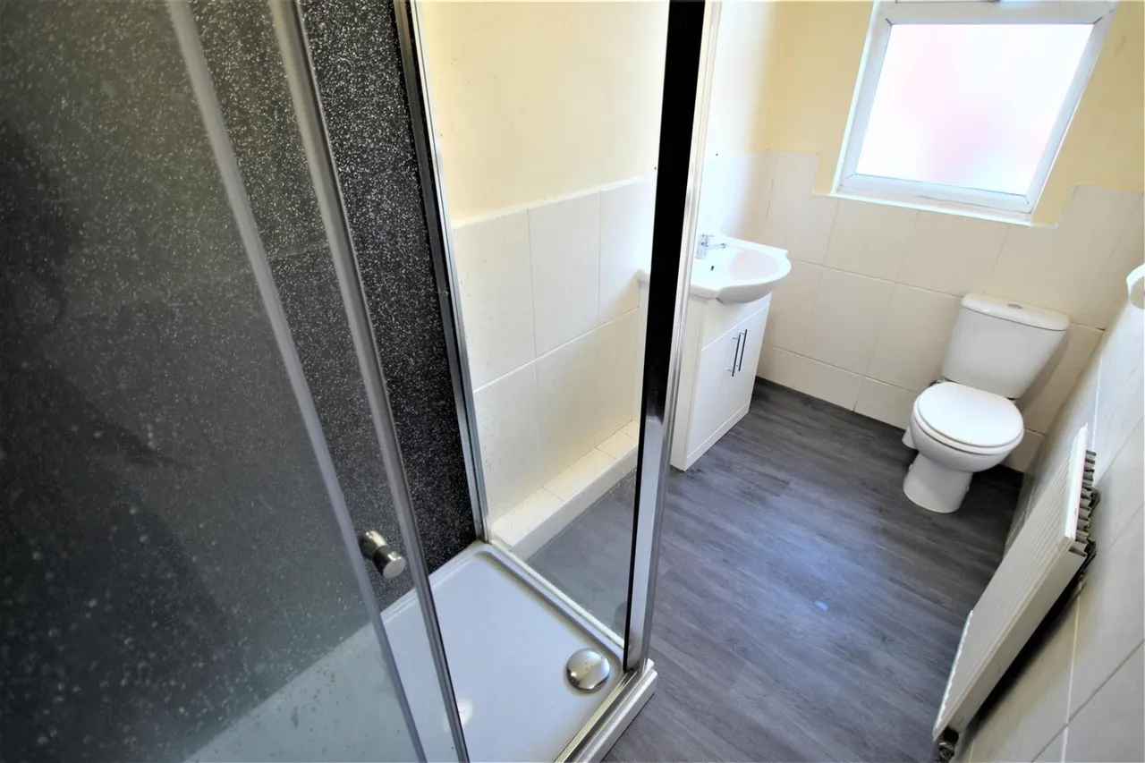 Ash Road, Headingley, LS6, photo 7