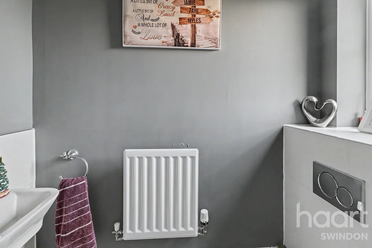 Dearle Road, Swindon, SN25, photo 7