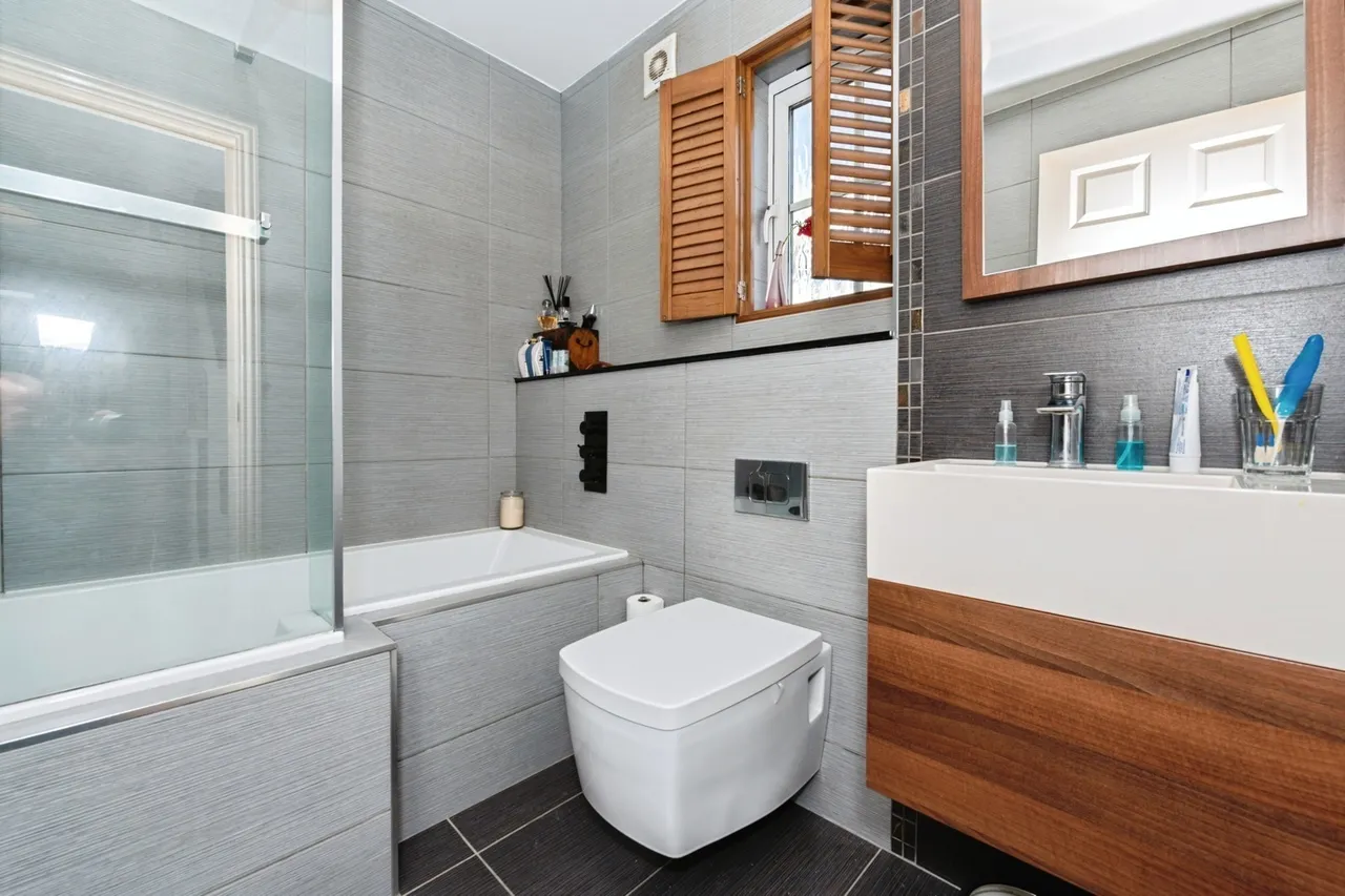 Watermans Way, Greenhithe, DA9, photo 20