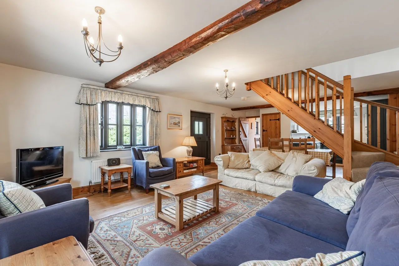 Charming Barn Conversion in Old Hunst, photo 4