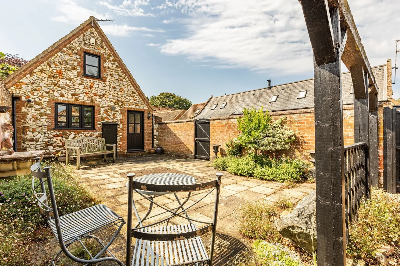 Charming Barn Conversion in Old Hunst, photo 7