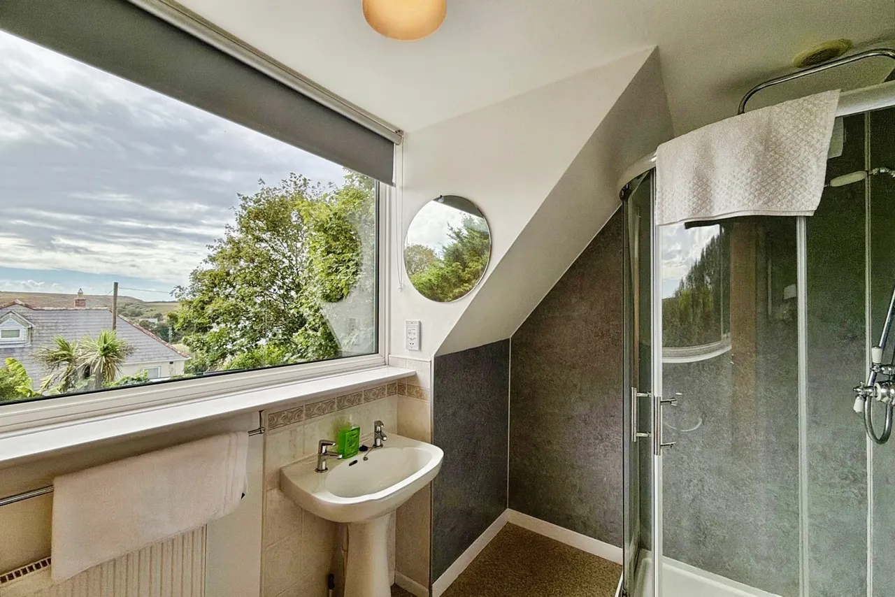 Glenmoor Lane, Helston, TR12, photo 17
