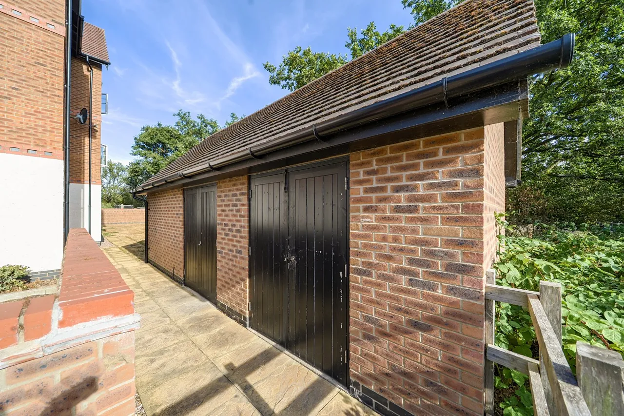 Meer Stones Road, Balsall Common, CV7, photo 15