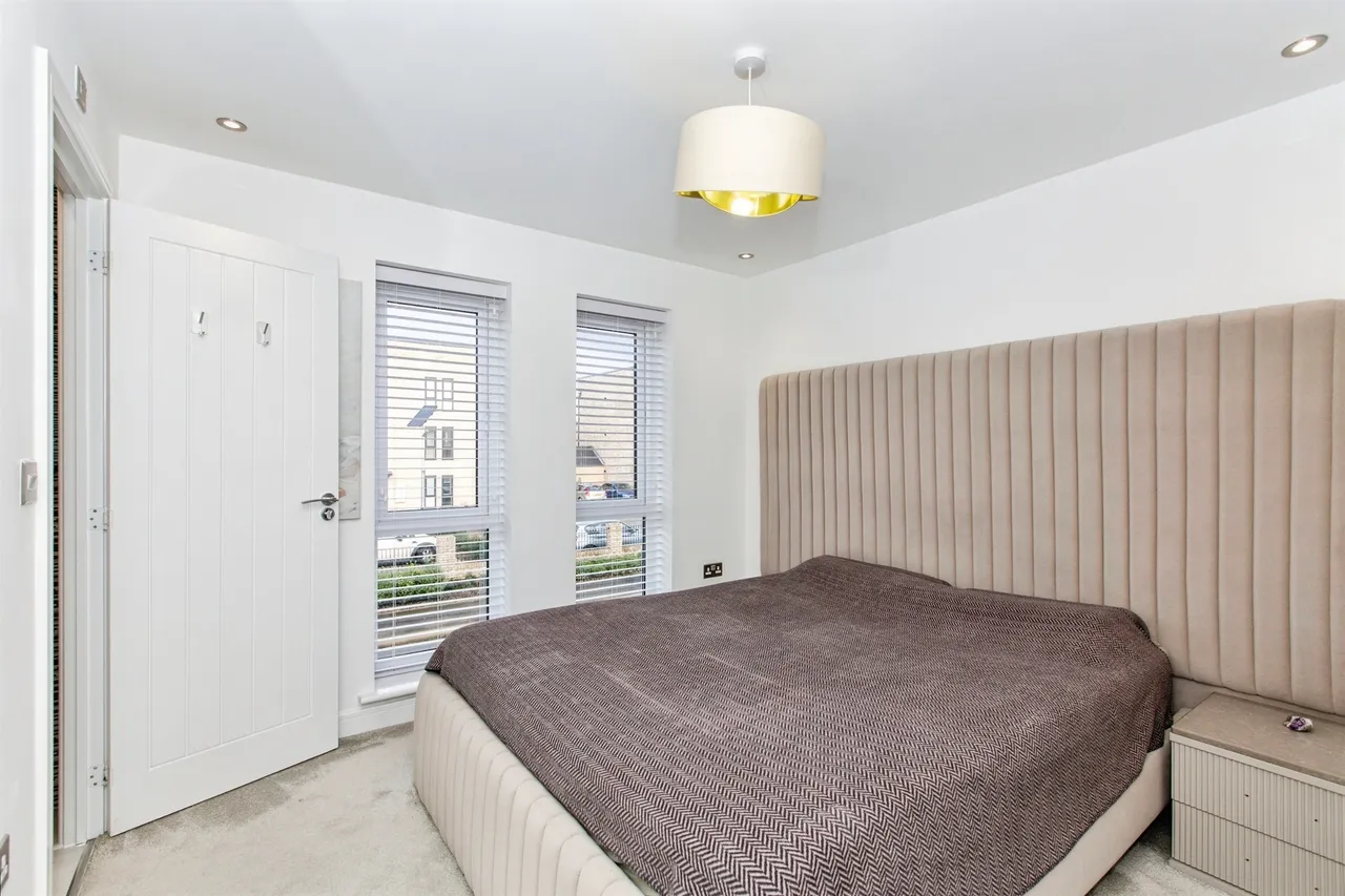 Ayrton Street, West Cambourne, Cambridge, photo 9