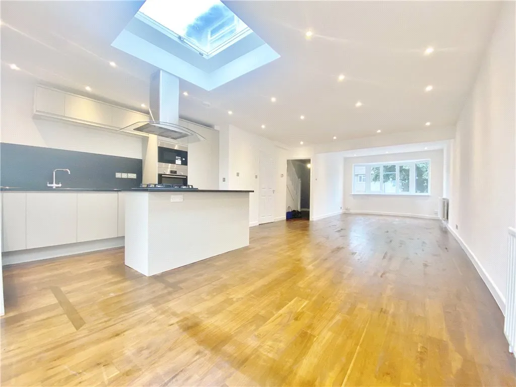 Lincoln Avenue, Twickenham, TW2, photo 6