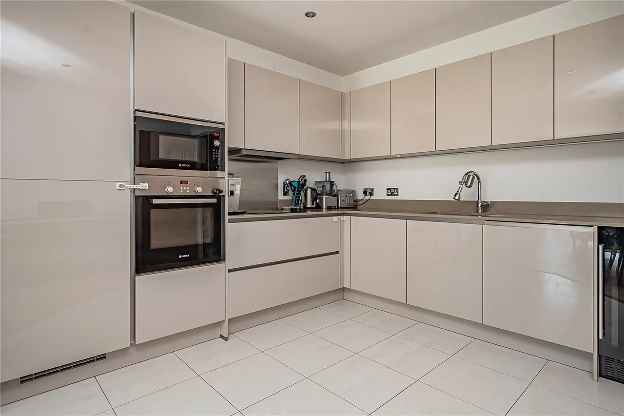 Levett Square, Kew, TW9, photo 12
