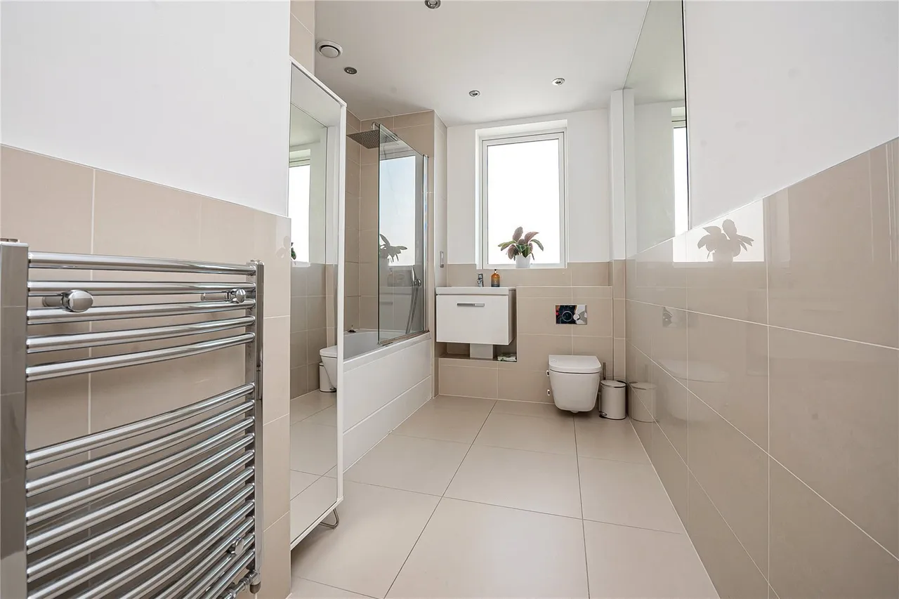 Levett Square, Kew, TW9, photo 8