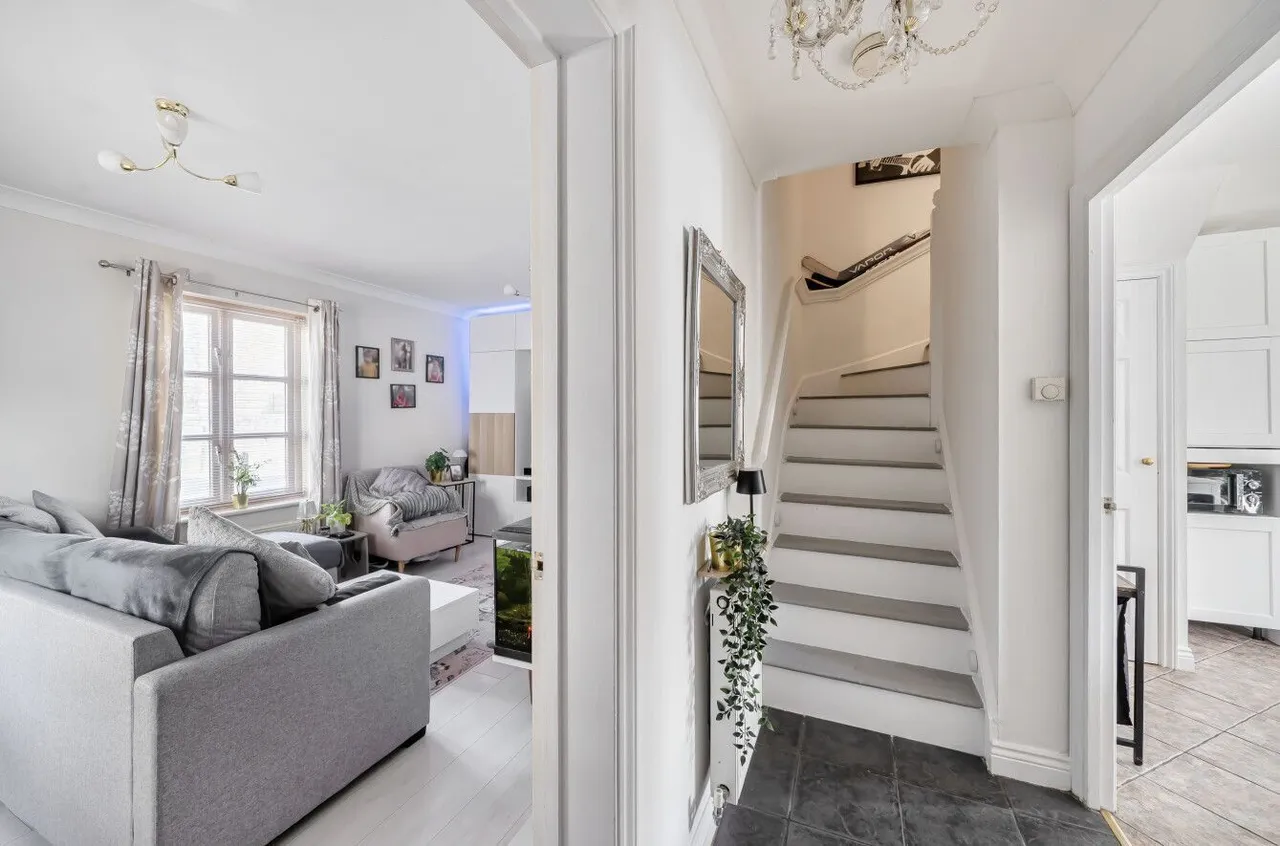Blackberry Way, Midsomer Norton, BA3, photo 2