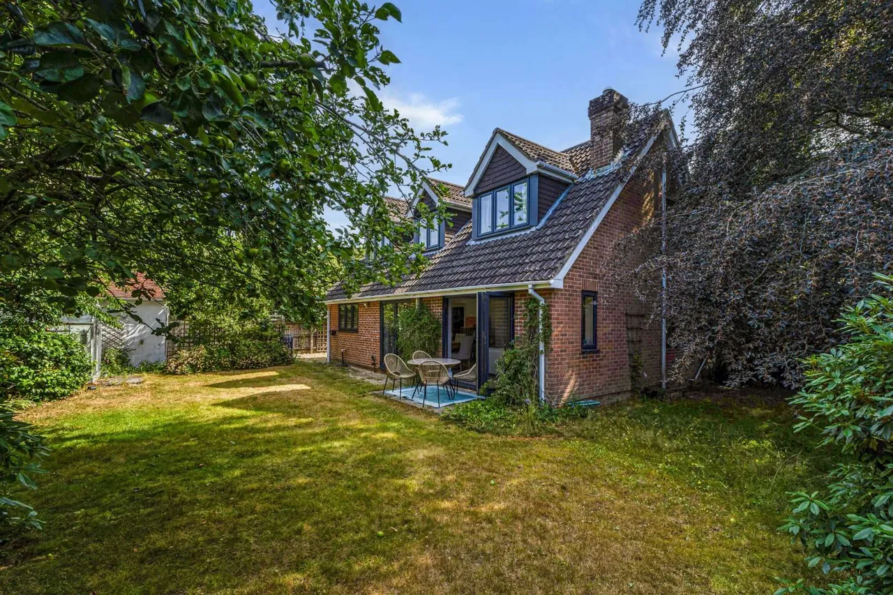 Lyndhurst Road, Brockenhurst, SO42, photo 16