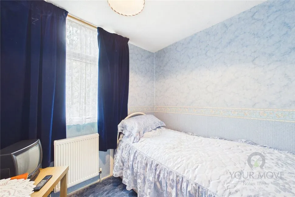 Longueville Court, Lumbertubs, Northampton, NN3, photo 8