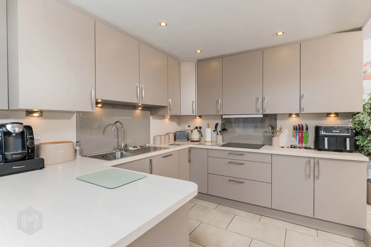 Rothbury Close, Bury, BL8, photo 5
