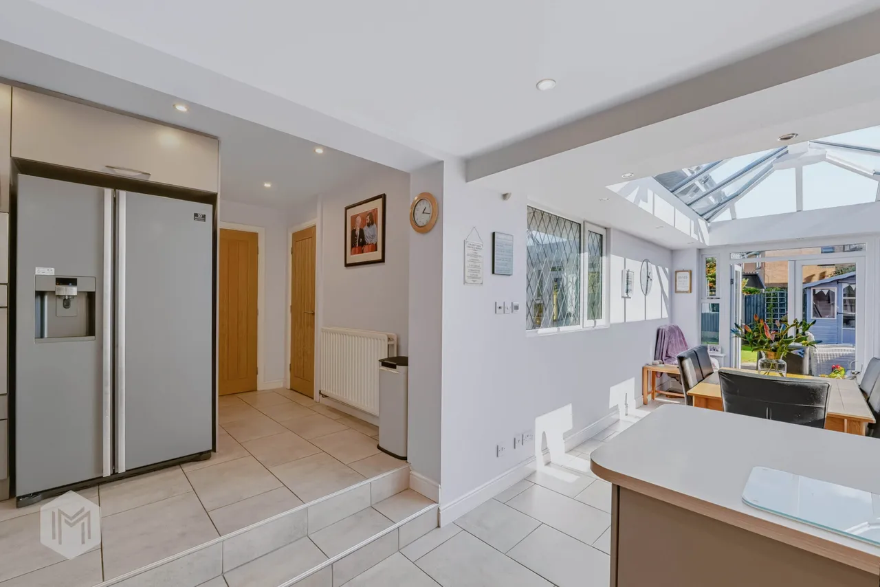Rothbury Close, Bury, BL8, photo 2