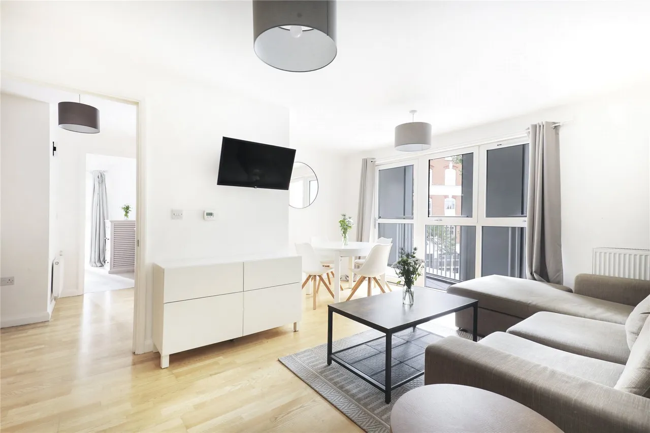 2 bed flat to rent, Wellesley Terrace, London, N1