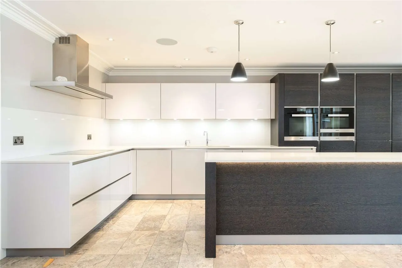 Barham Road, Wimbledon, London, SW20 0ET, photo 4