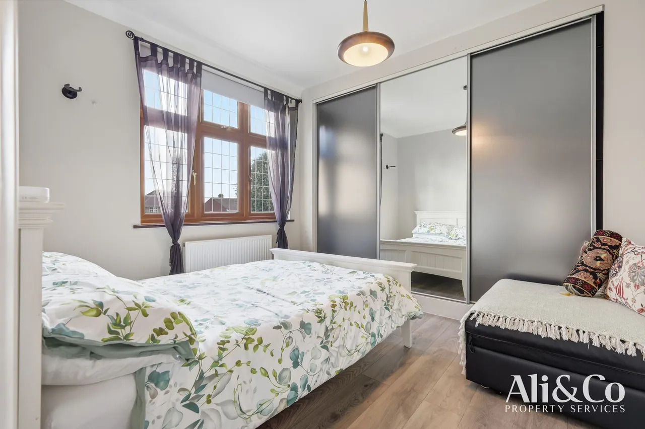 Lenmore Avenue, Grays, Essex, RM17 5NZ, photo 16