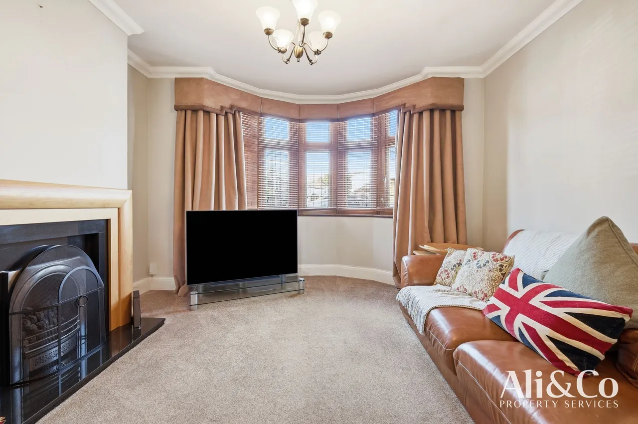 Lenmore Avenue, Grays, Essex, RM17 5NZ, photo 10