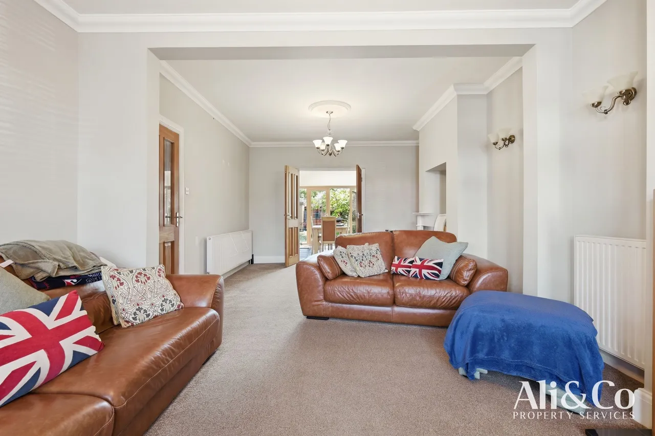Lenmore Avenue, Grays, Essex, RM17 5NZ, photo 8