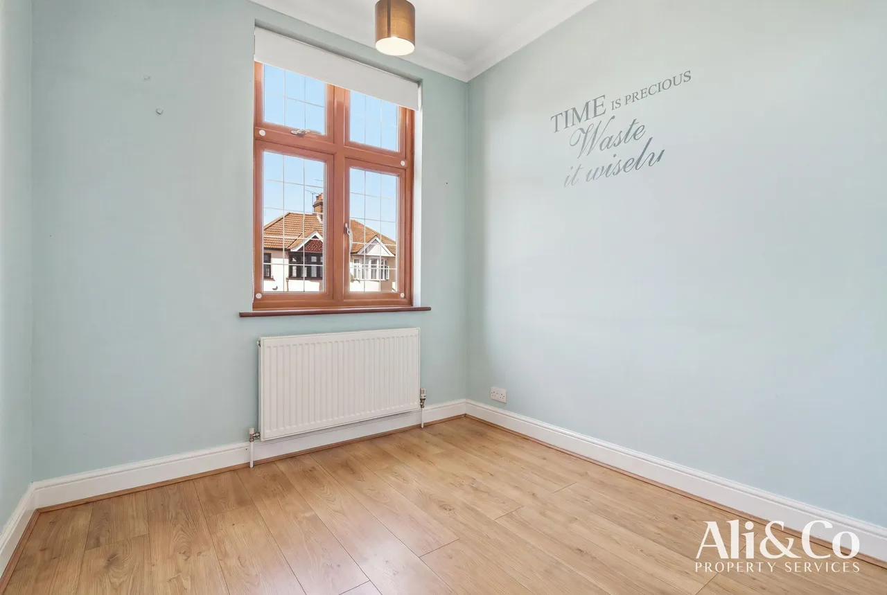 Lenmore Avenue, Grays, Essex, RM17 5NZ, photo 18