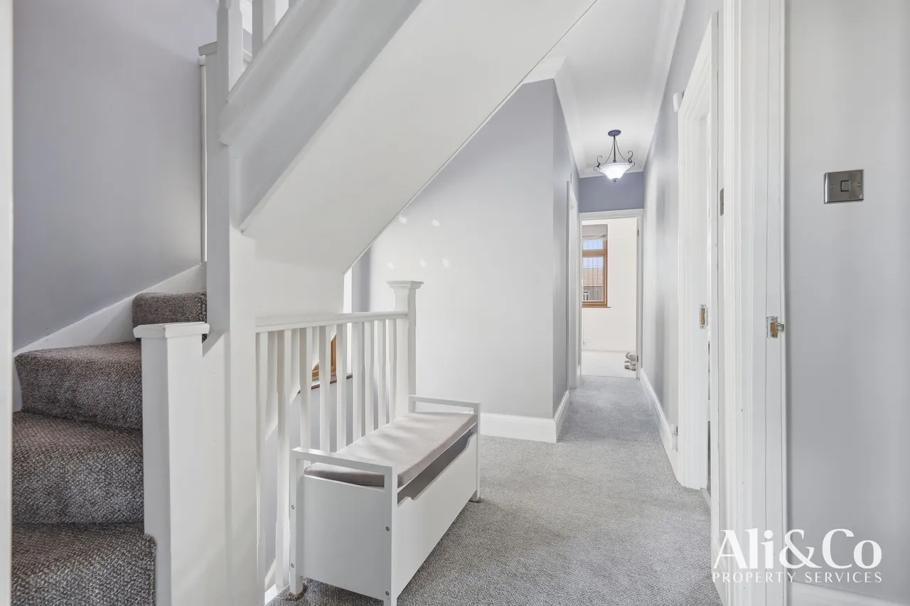 Lenmore Avenue, Grays, Essex, RM17 5NZ, photo 12