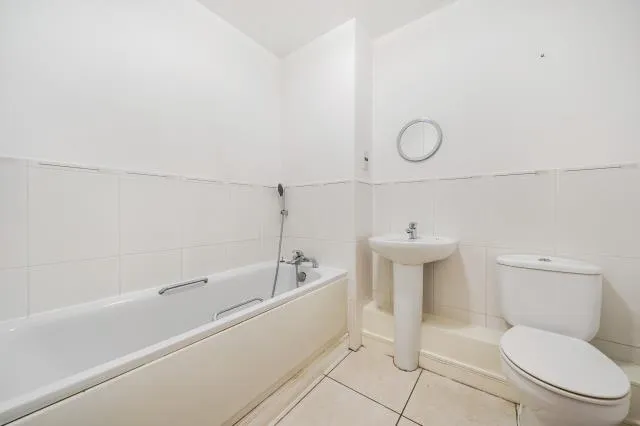 Cleeve Way, Sutton, SM1, photo 12