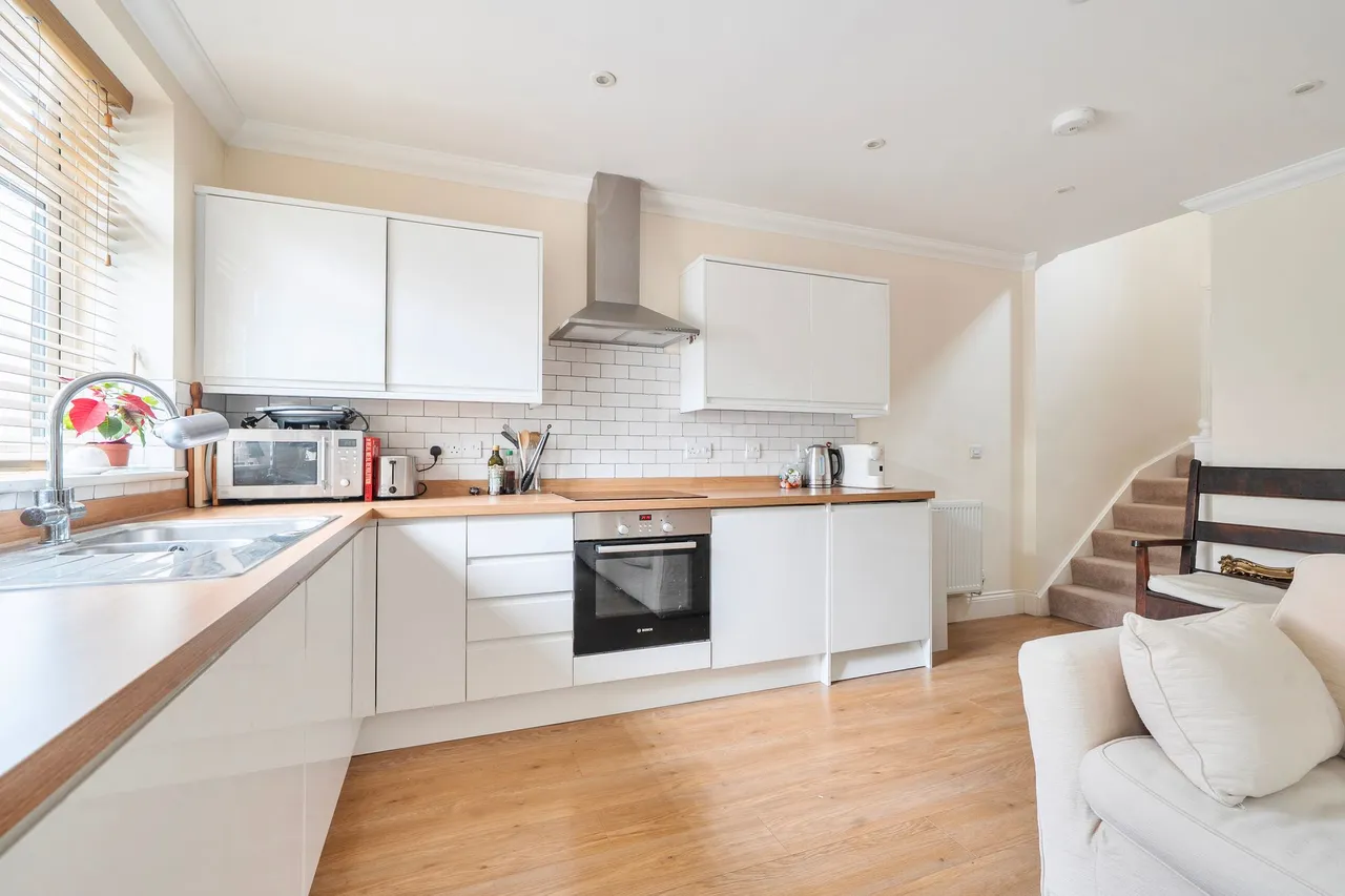 3 bed property for sale, Bepton Road, Midhurst, GU29