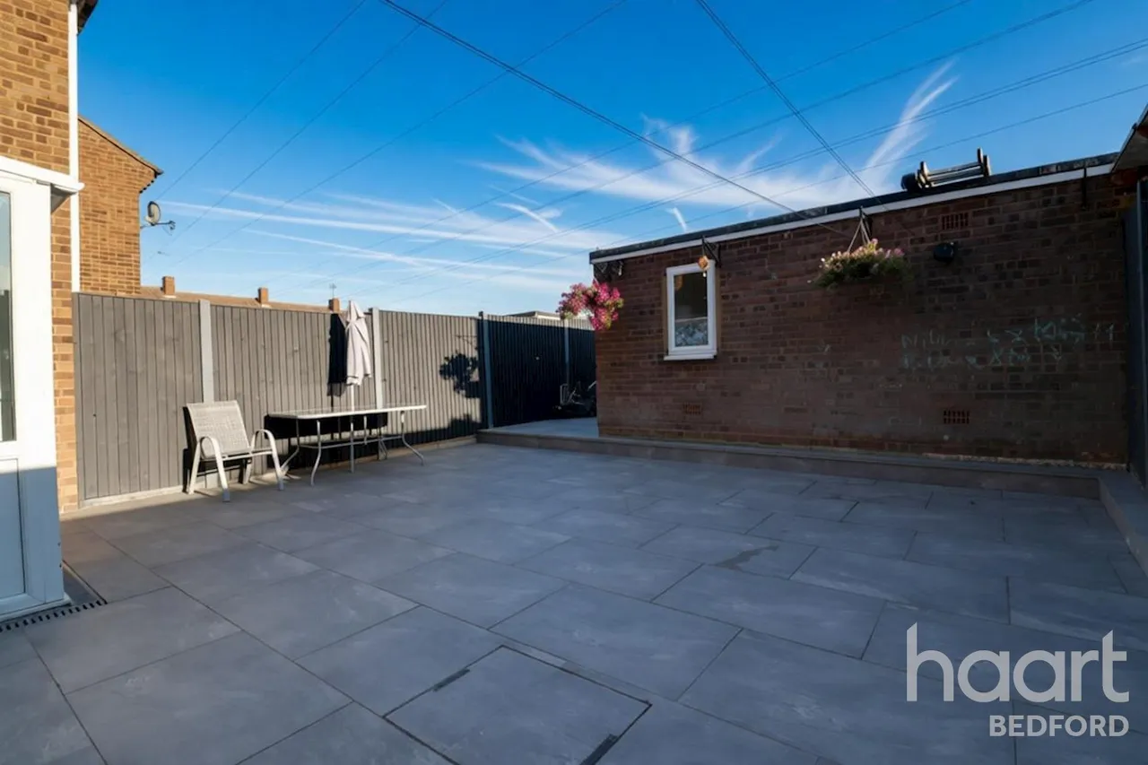 Dearne Walk, Bedford, MK41, photo 8