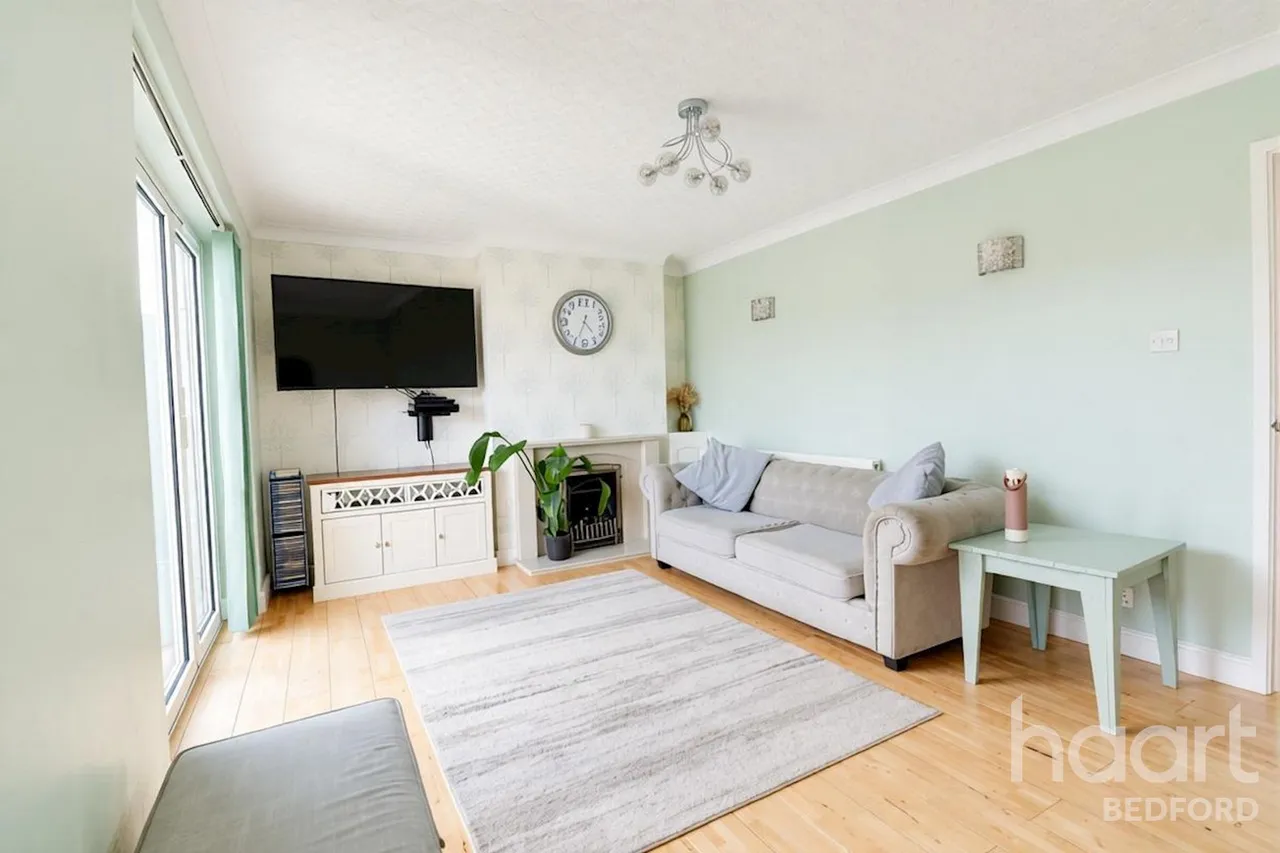 Dearne Walk, Bedford, MK41, photo 3