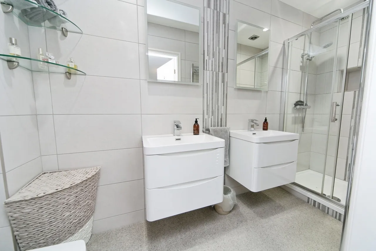 Tan Y Fron, Deganwy, LL31, photo 9