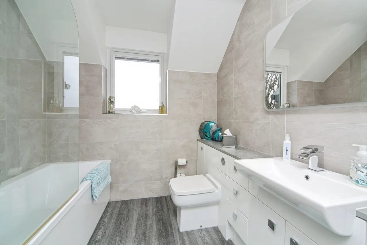 Tan Y Fron, Deganwy, LL31, photo 12