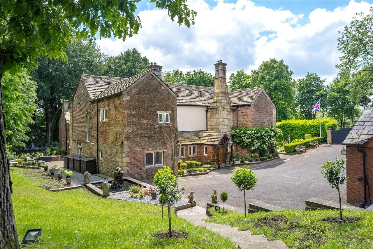 Featherstall Road, Littleborough, photo 45